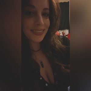 Meet your Posher, Cassie